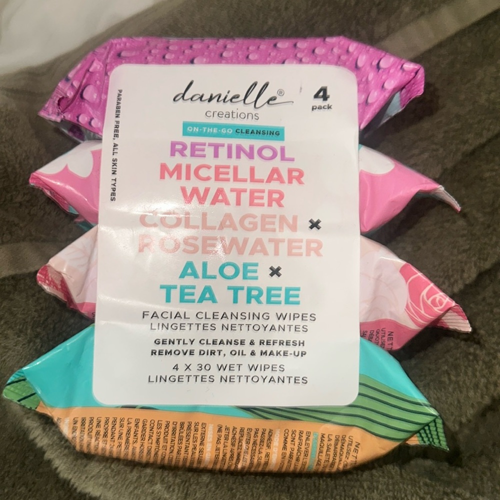 Makeup wipes